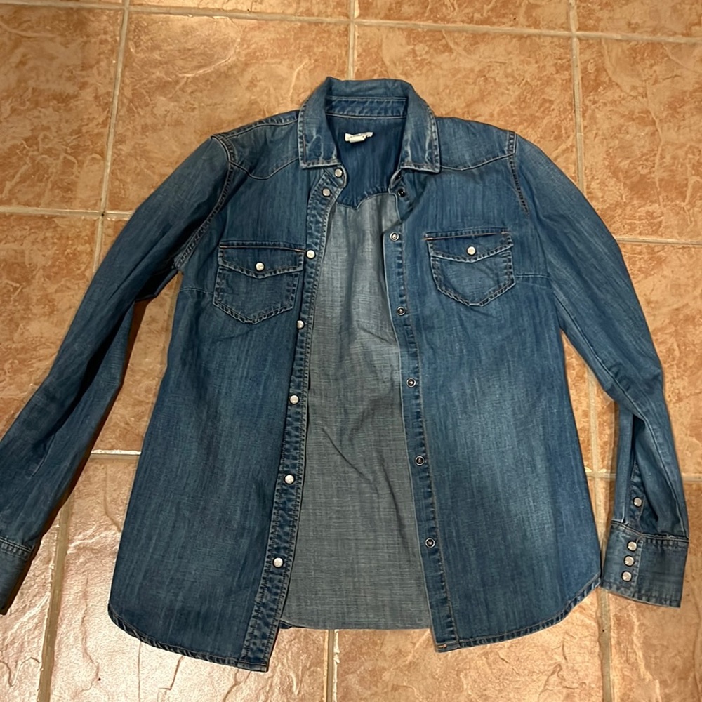 Denim shirt